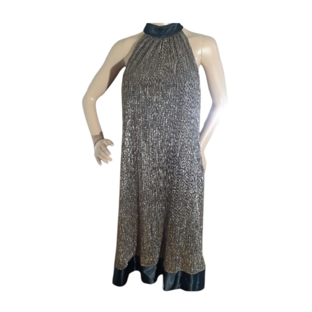 Laundry by Shelly Segal size 8 shimmery black and gold black bow on back dress